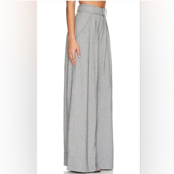 House of Harlow 1960 Pleated Front Wide Leg Houndstooth Trouser - Picture 2 of 12